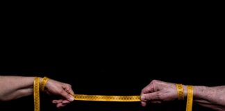 Z jakiej odległości malować pistoletem?