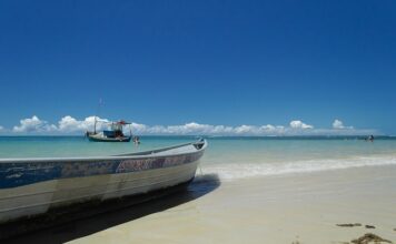 Ile waży Land Rover?