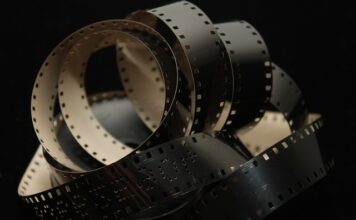 Czy każda folie można Kleic na mokro? Czy każda folie można Kleic na mokro?