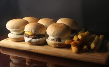 Ile oleju wchodzi do FZ6?